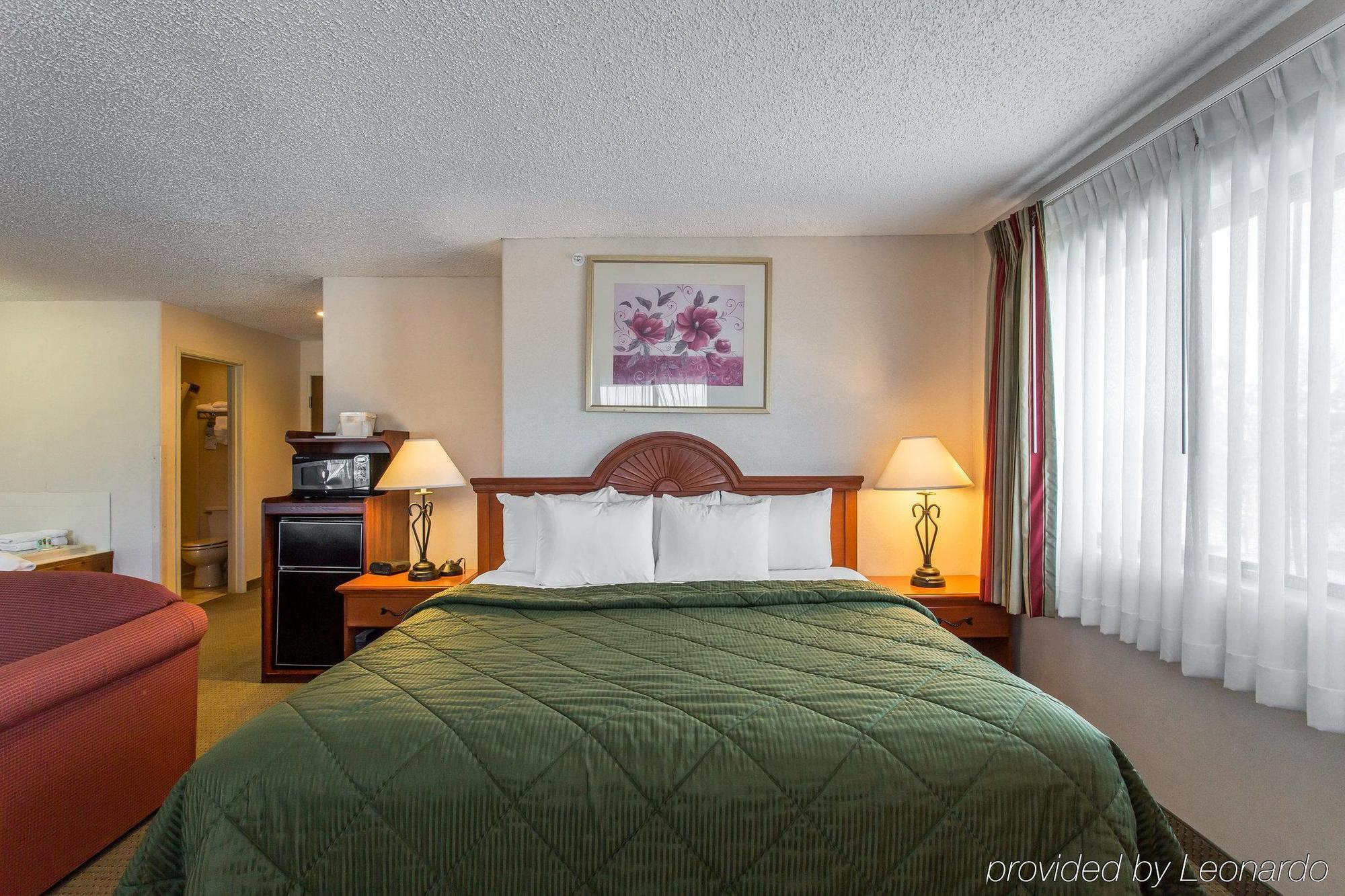 Quality Inn Delta Gateway To Rocky Mountains Exterior photo